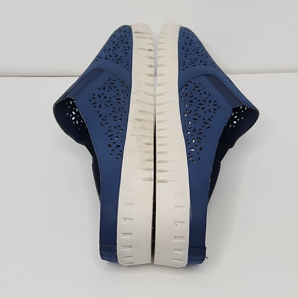 J- sport slip-on floral laser cut out mule shoes - Picture 5 of 8
